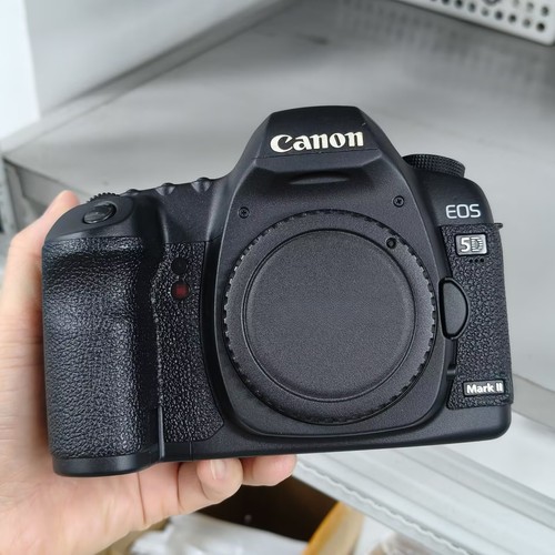 Canon eos mark - eos,